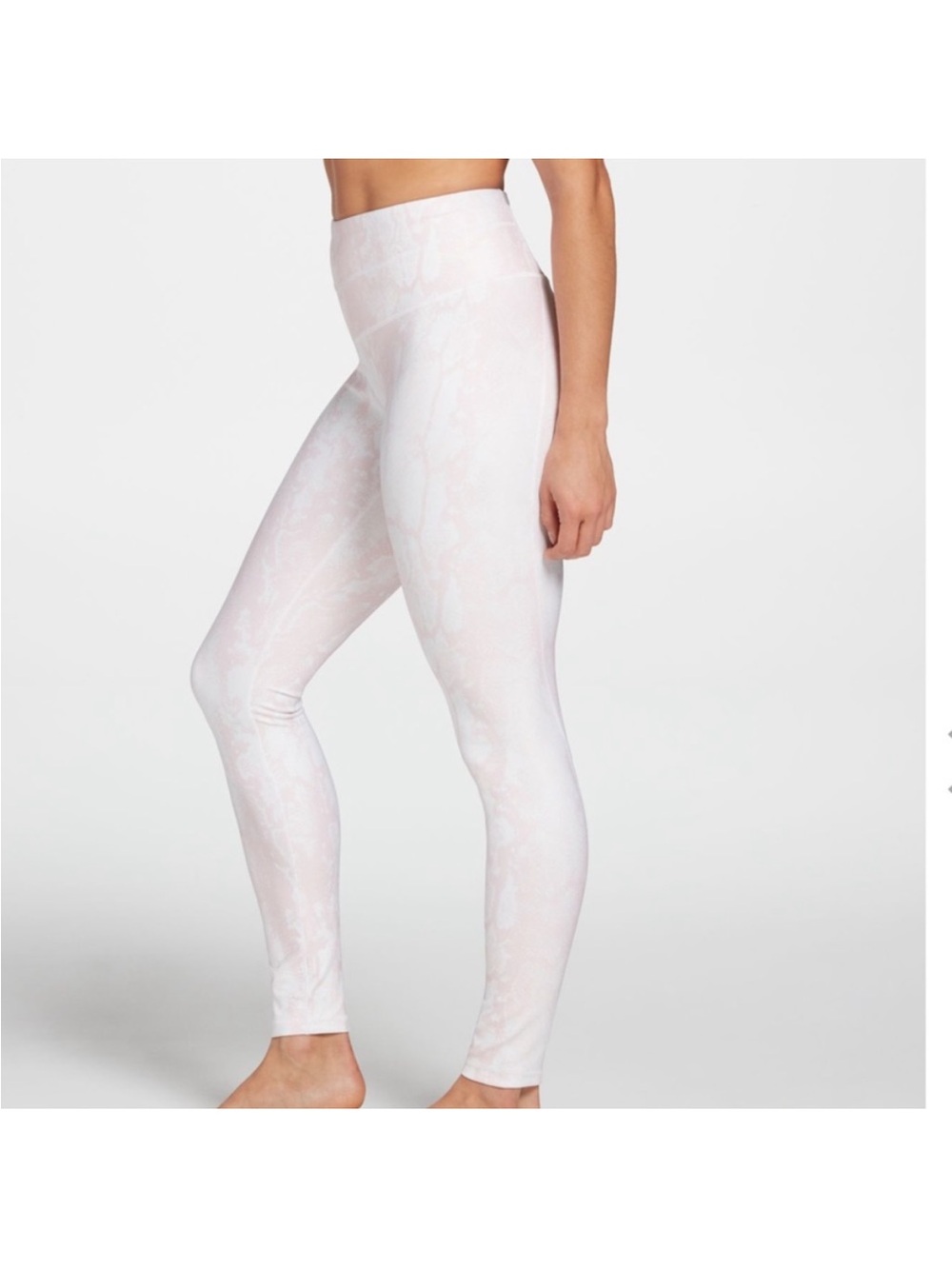 CALIA by Carrie Underwood White Marble-Print Leggings